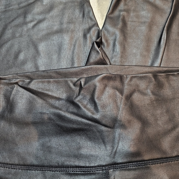 90 Degree by Reflex Faux Leather Black Leggings Size Large Stretch High Rise - Picture 2 of 6